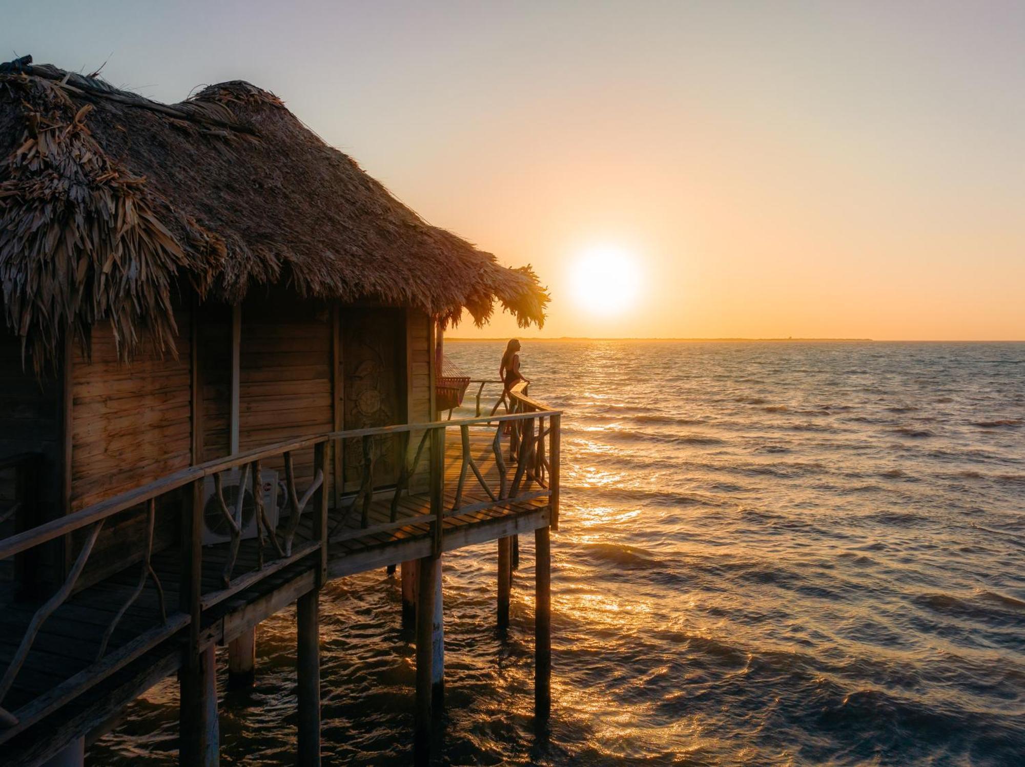 Thatch Caye Resort A Muy'Ono Resort Хопкінс Екстер'єр фото