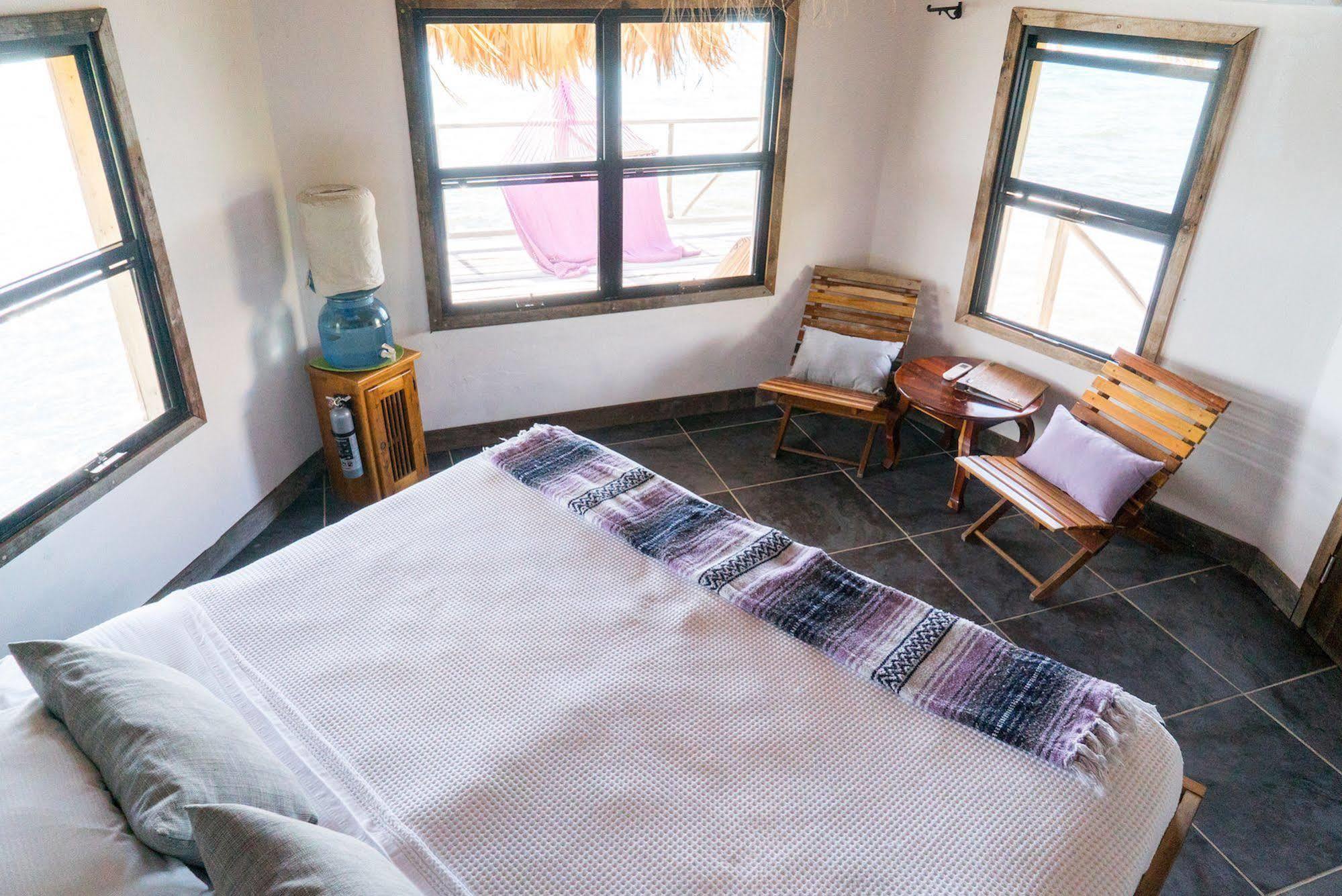Thatch Caye Resort A Muy'Ono Resort Хопкінс Екстер'єр фото